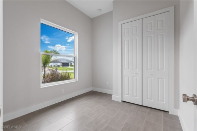 ATTENTION INVESTOR. Brand new waterfront construction, tenants - photo 25