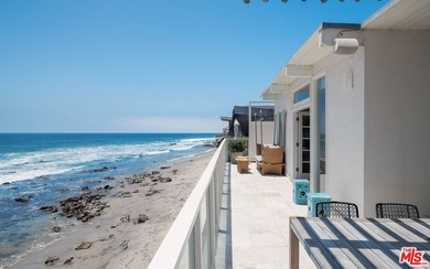 Here is the perfect beach getaway on coveted Malibu Road: - photo 12