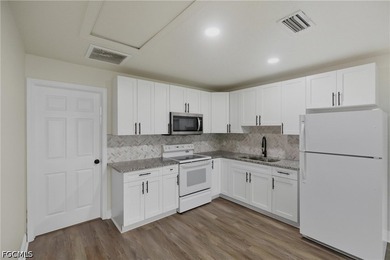 *Accepting Back-Up Offers, 2020 Roof* Welcome to 25 Cypress - photo 12