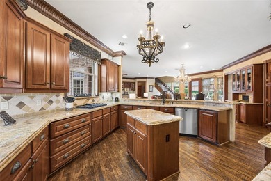 Timeless elegance meets exceptional craftmanship in this - photo 12