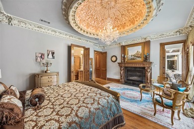 Timeless elegance meets exceptional craftmanship in this - photo 15
