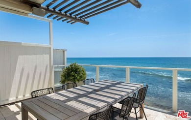 Here is the perfect beach getaway on coveted Malibu Road: - photo 16