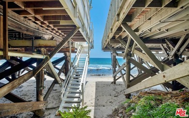 Here is the perfect beach getaway on coveted Malibu Road: - photo 17