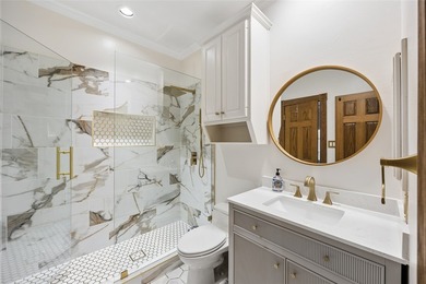 Timeless elegance meets exceptional craftmanship in this - photo 26