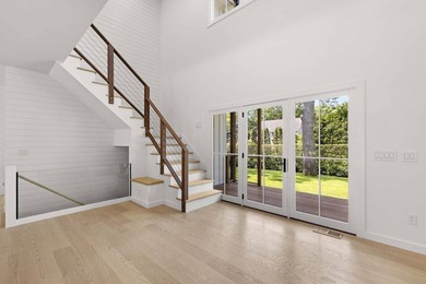 New custom home that blends modern and traditional living - photo 6