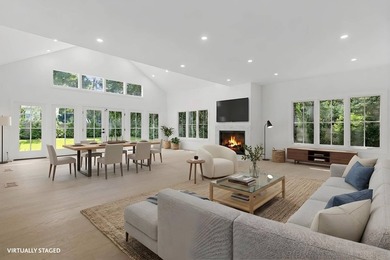 New custom home that blends modern and traditional living - photo 9