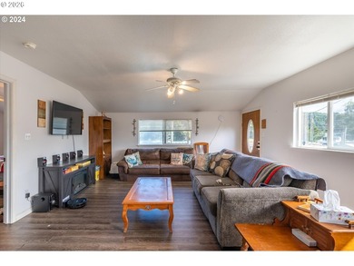 Coastal charm meets fun, lofty vibes in this multi-family home - photo 12
