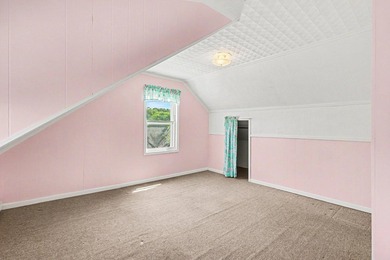 Welcome to this charming 3-bedroom, 1-bath home located in the - photo 15