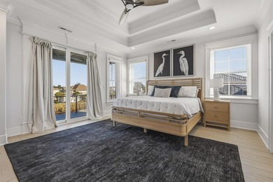 Waterfront six-bedroom, six-bathroom, custom-built 2024 - photo 18