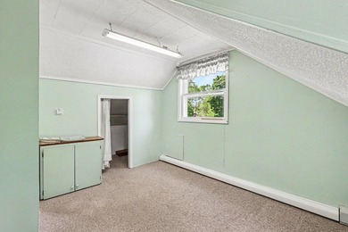 Welcome to this charming 3-bedroom, 1-bath home located in the - photo 18