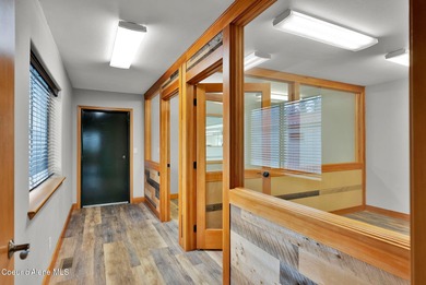 Office/Industrial Building in Warren K Park on a fully fenced