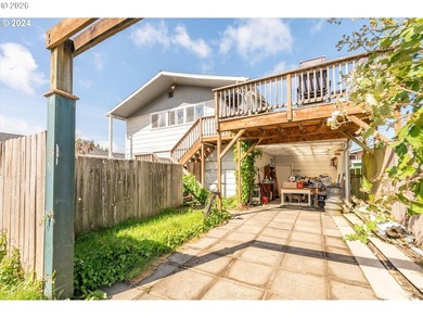 Coastal charm meets fun, lofty vibes in this multi-family home - photo 22