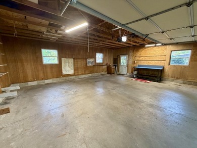 Welcome to this charming 3-bedroom, 1-bath home located in the - photo 31