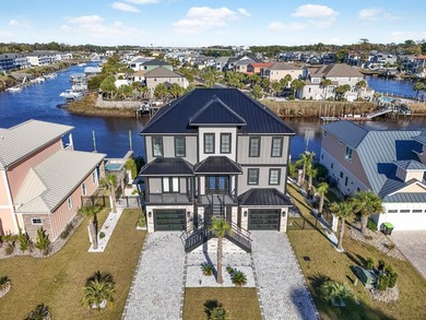 Waterfront six-bedroom, six-bathroom, custom-built 2024 - photo 35