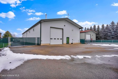 Office/Industrial Building in Warren K Park on a fully fenced