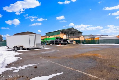 Office/Industrial Building in Warren K Park on a fully fenced