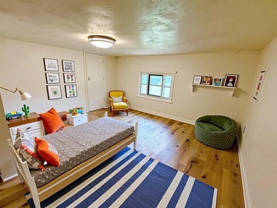 RARE TURNKEY ROCK RIVER COTTAGE! Fully renovated 3 bedroom, 1 - photo 12