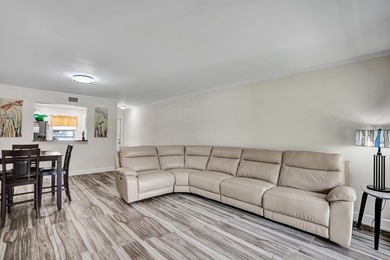 Updated First Floor 2/2 Corner Unit with Water/Preserve Views! - photo 12