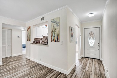 Updated First Floor 2/2 Corner Unit with Water/Preserve Views! - photo 18