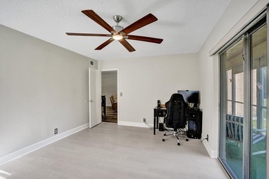 Updated First Floor 2/2 Corner Unit with Water/Preserve Views! - photo 20