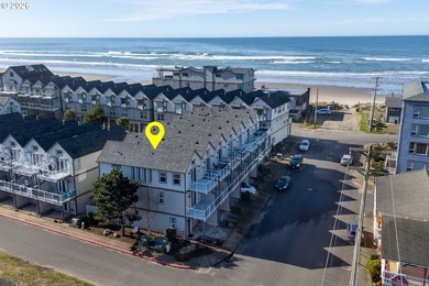 Welcome to this beautifully appointed 2-bedroom, 3-bathroom - photo 6
