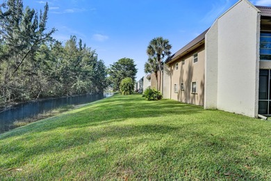 Updated First Floor 2/2 Corner Unit with Water/Preserve Views! - photo 47