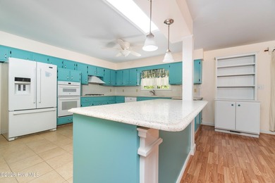 Welcome to 6200 Ibis Lane! This beautifully updated, move-in - photo 12