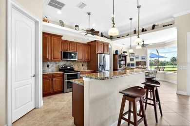 GOLF COURSE & LAKE VIEWS! CUSTOM 3 BEDROOM, 2 BATH, 3-CAR GARAGE - photo 14