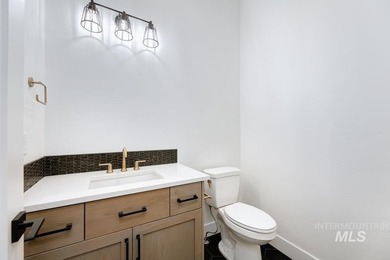 *Photo Similar Images* Built for an elevated luxury lifestyle - photo 17