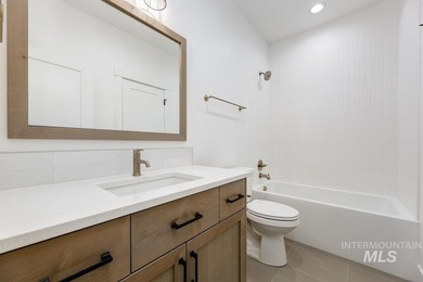 *Photo Similar Images* Built for an elevated luxury lifestyle - photo 24