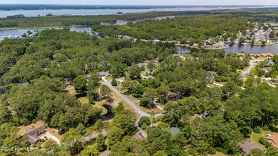 Welcome to 6200 Ibis Lane! This beautifully updated, move-in - photo 28