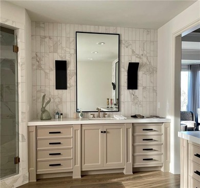 Rare opportunity to acquire one of Cedar Creek's Signature - photo 41