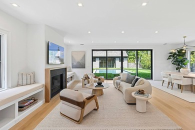 Newly completed and just moments from Sag Harbor Village, this - photo 8