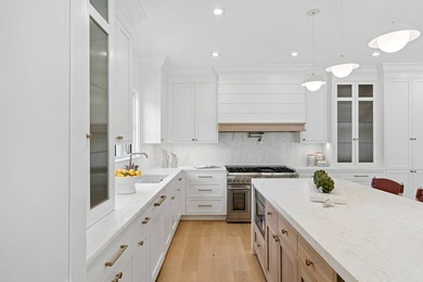 Newly completed and just moments from Sag Harbor Village, this - photo 10