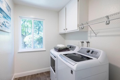 Spectacular Alden Crossing residence ideally situated at the end - photo 16