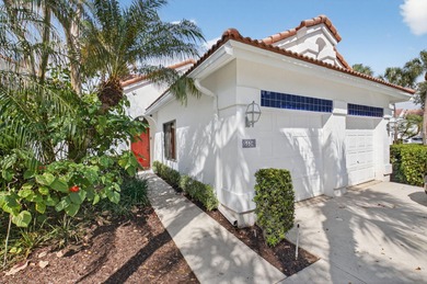 (private lake, pond, coastal) Home For Sale in Boca Raton Florida