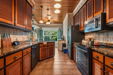 Stunning Lakefront Retreat with Custom Woodwork & Westerly - photo 32