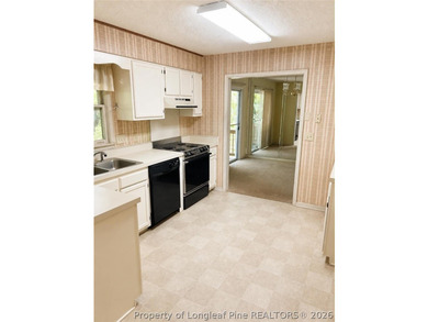 * $10,000 BUYER CREDIT AVAILABLE with an acceptable offer! Use - photo 3