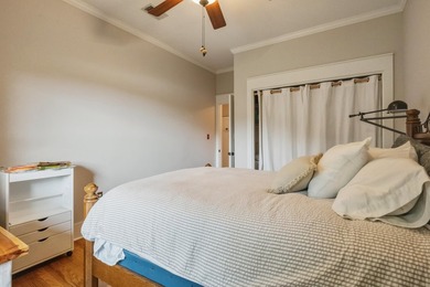 Stunning Lakefront Retreat with Custom Woodwork & Westerly - photo 46
