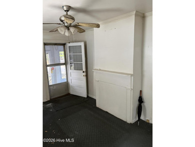 Prime investment opportunity in historic downtown. This - photo 6