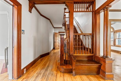 Wow!!! Nothing wrong with this property, off street parking+++ - photo 7