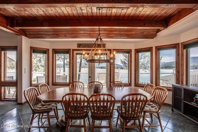 Timeless waterfront retreat with soaring cathedral ceilings, an - photo 9