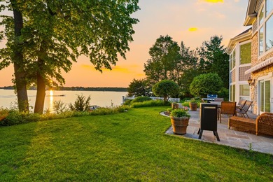 Stunning west-facing lakefront home with the best views of - photo 4
