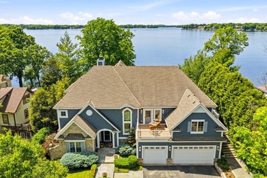 Stunning west-facing lakefront home with the best views of - photo 6