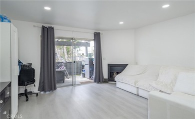Welcome to this beautifully renovated first-level condominium in - photo 12