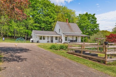Welcome to 10 Highland Ridge in Hampden -- where convenience - photo 3