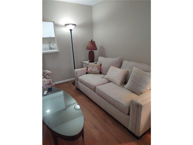 Clean and Neat 1 bedroom, 1 bath unit in 55+ Community in - photo 14