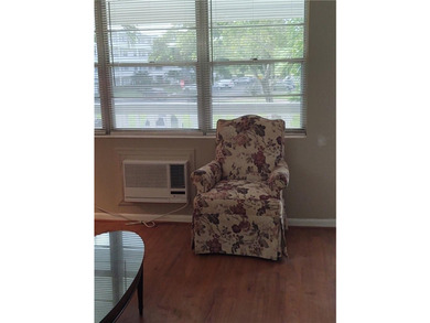 Clean and Neat 1 bedroom, 1 bath unit in 55+ Community in - photo 15