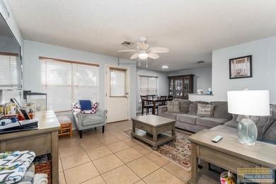 Welcome to **27 Lakewood Dr.** in Laguna Vista, Texas! This - photo 18