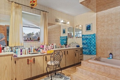Located on a corner lot in a well-established Deltona - photo 19